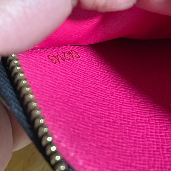 Louis Vuitton Multicolor Zippy Round Long Wallet - Picture 15 of 16